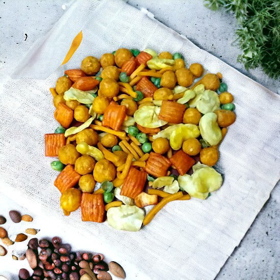 Malaysian Mix Roasted Nuts 100g - Exotic Blend of Almonds, Cashews, and Peanuts - lazizz