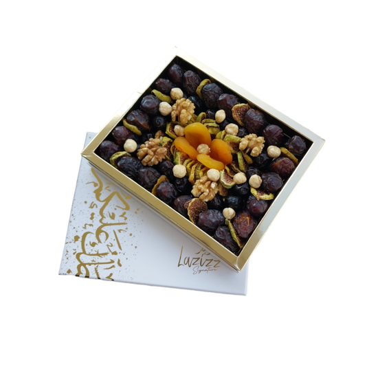 White Signature Gift Dry Fruits - Medjool Dates, Apricots, Figs, and Nuts