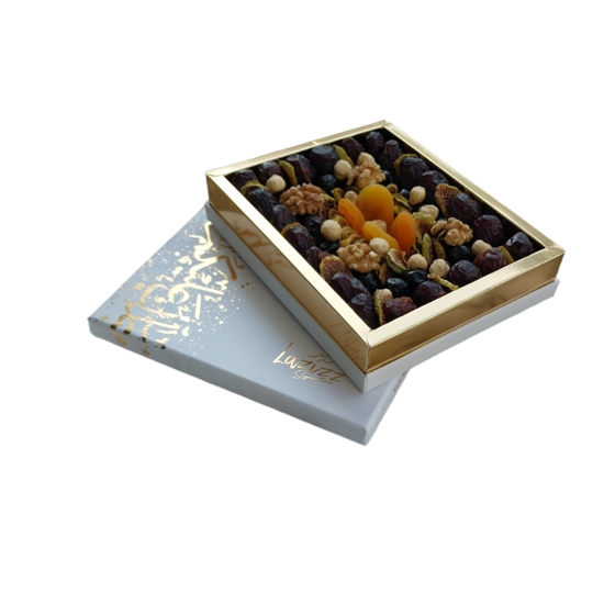 White Signature Gift Dry Fruits - Medjool Dates, Apricots, Figs, and Nuts: Luxurious Assortment of Premium Dried Fruits and Nuts.