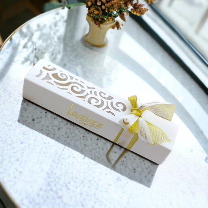 Small Gift Box Lazizz 5pcs Dates: Premium Quality Dates in a Charming Gift Box